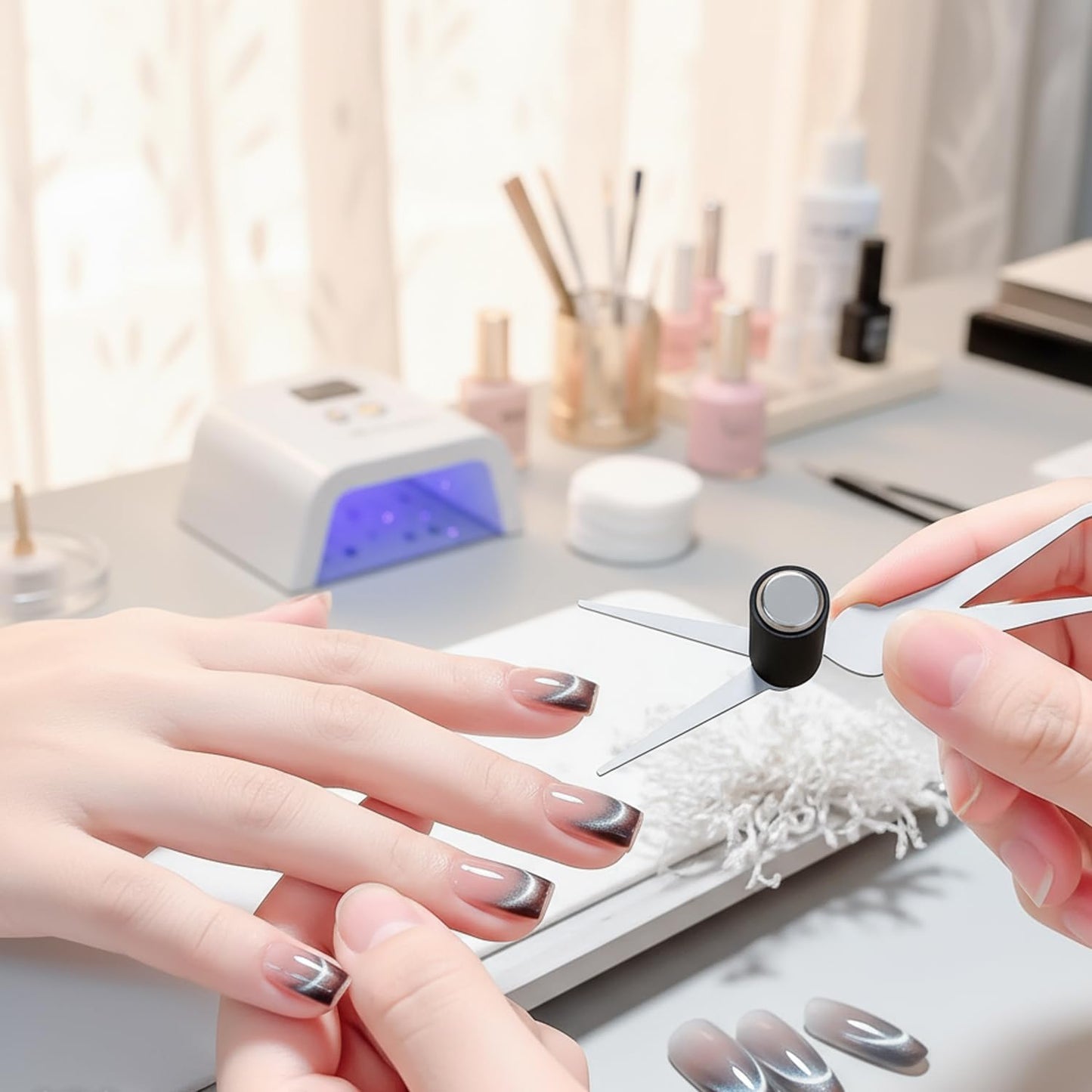 GV892 THR3E STROKES Double-head Cat Eye Nail Magnet, 2 in 1 Strong Magnetic Tool for French Effect, Perfect for DIY or Nail Salon