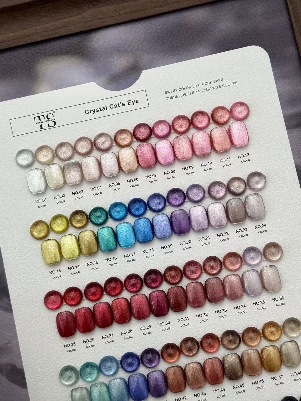 GV1024 THR3E STROKES Crystal Cat's Eye Gel Polish Master Collection (60 Colors, 15ml) – The Ultimate Premium Magnetic UV/LED Nail Art Palette