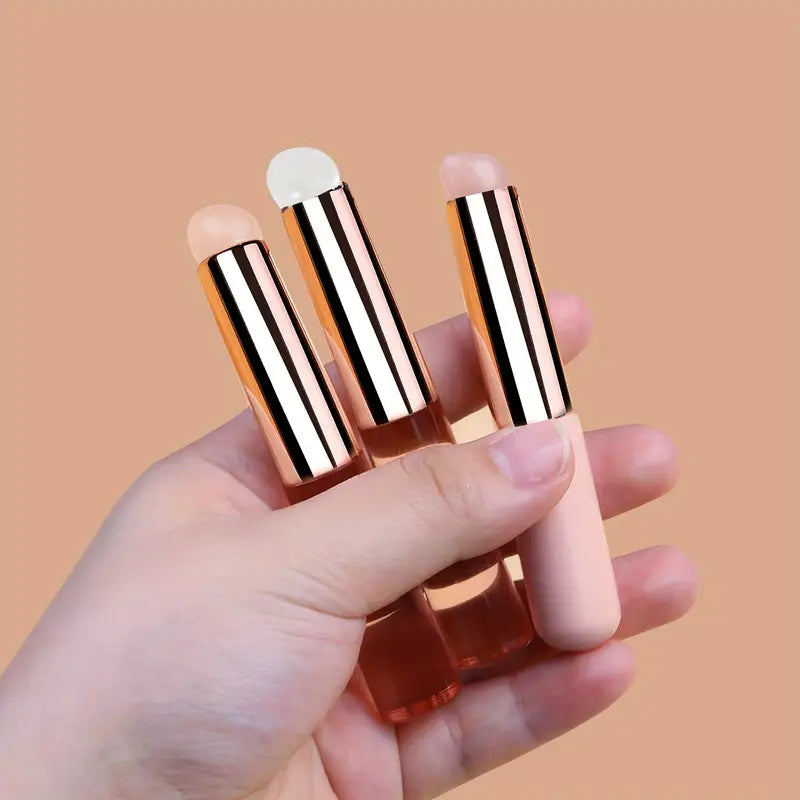 GV736 Silicone Nail Art Brush – Gradient & Smudge Tool with Protective Cover, Portable Manicure Accessory for Hands, Feet & Nails